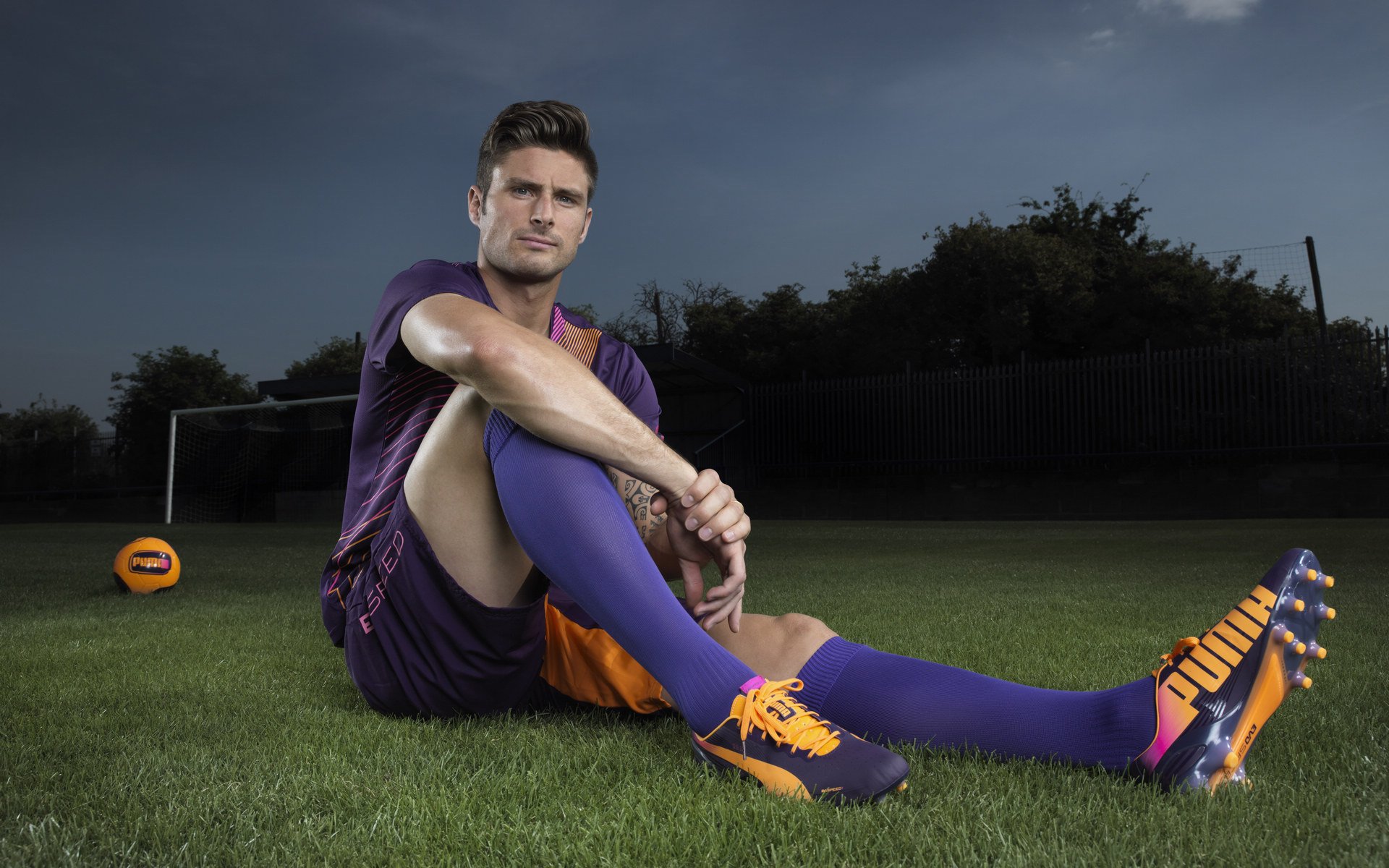 爱游戏登录-是否应增加数据裁判职位辅助主裁判判罚质量